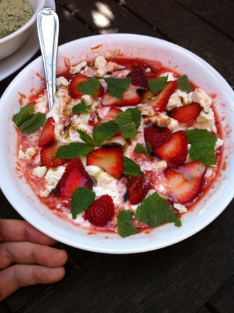 Finished Eton mess