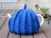 Ribbed Tea Cosy